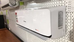 Amston. 35��&sup2; ����