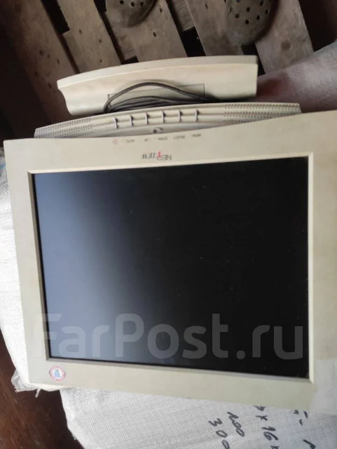 Atec. 15", ���������� �� (LCD, LED, QLED) ����