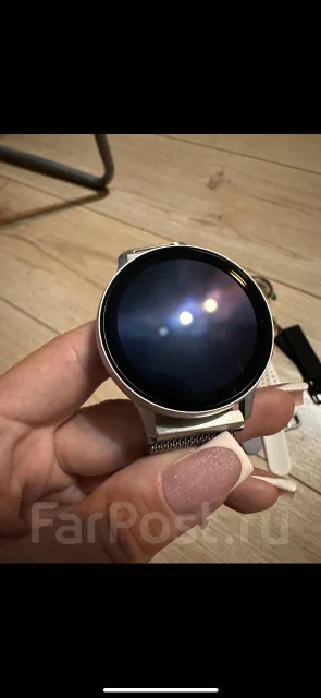 Samsung Galaxy Watch Active2 ����