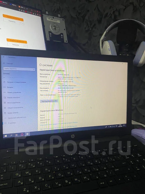 HP 15-rb010ur. 15.6", 1,5����, ��� 4 ��, ���� 500���, WiFi: 1, Bluetooth: 1, ����������� �� 4��. ����