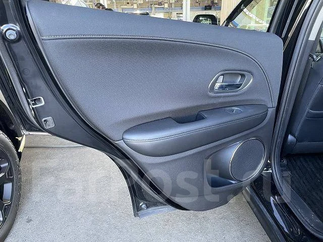 Honda Vezel. ��������, ��������, 1.5 (130��.�.), ������, 37 000����. ��, �/�. ��� ����� �� ������������ ����