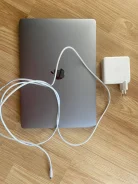 Apple MacBook Pro 13 2017 Mid. 13", 3,1����, ��� 8 ��, ���� 512���, WiFi, Bluetooth, ����������� �� 4��. ����