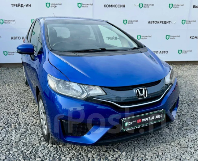 Honda Fit. �������, ��������, 1.3 (100��.�.), ������, 111 000����. �� ����
