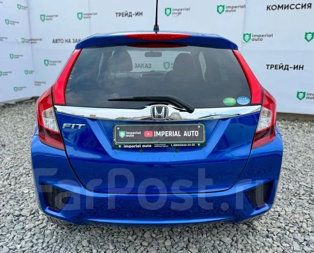 Honda Fit. �������, ��������, 1.3 (100��.�.), ������, 111 000����. �� ����