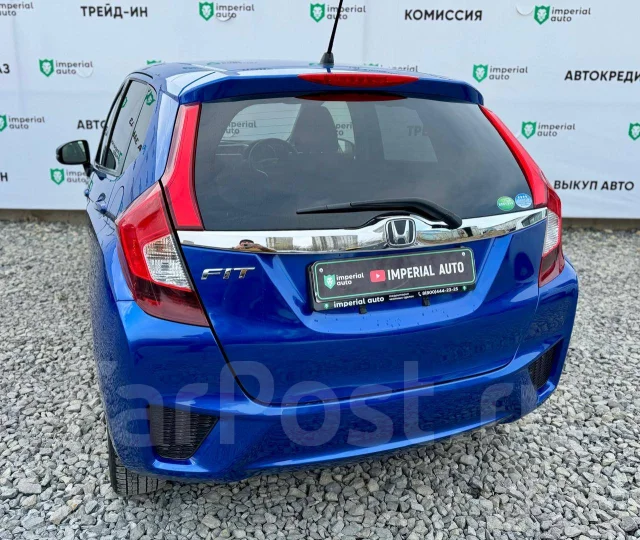Honda Fit. �������, ��������, 1.3 (100��.�.), ������, 111 000����. �� ����