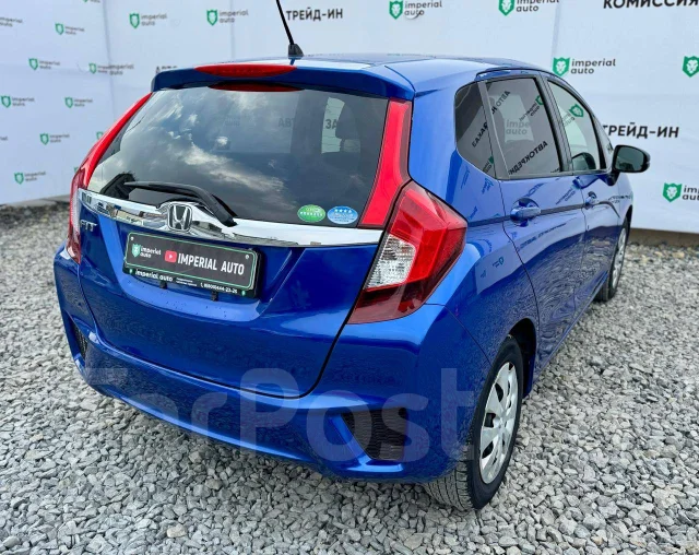 Honda Fit. �������, ��������, 1.3 (100��.�.), ������, 111 000����. �� ����