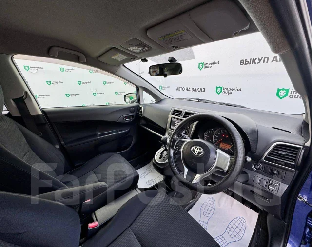 Toyota Ractis. �������, ��������, 1.3 (95��.�.), ������, 229 000����. �� ����
