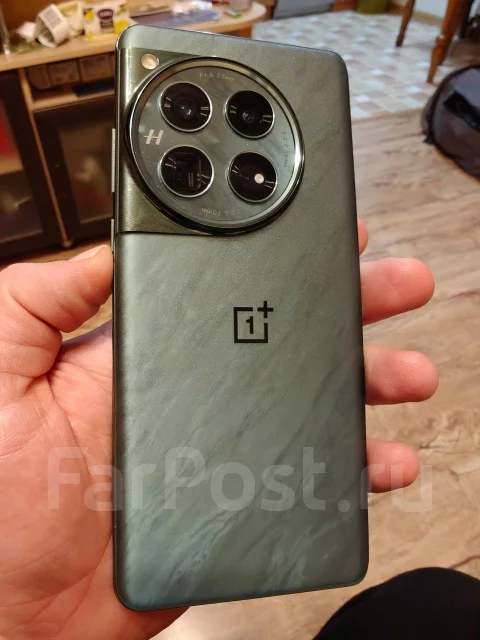 OnePlus 12. �/�, 512 ��, �������, NFC ����