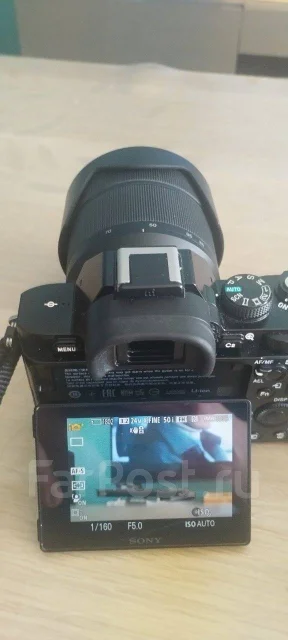 Sony Alpha ILCE-7. ����� 4-� ��, ���: 14� � ����� ����