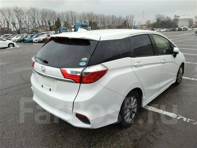 Honda Shuttle. GK8, L15B ����
