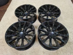 Wald Jarret. 9.5x22", 6x139.7, ET20, �� 106,2���. ����