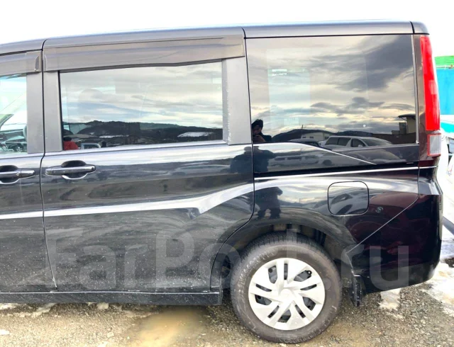 Honda Stepwgn. �������, ��������, 1.5 (150��.�.), ������, 106 000����. ��, �/�, ��� ��� ����