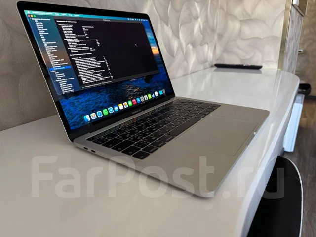 Apple MacBook Pro 13. 13.3", 1,4����, ��� 8 ��, ���� 128���, WiFi: 1, Bluetooth: 1 ����