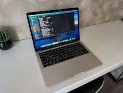 Apple MacBook Pro 13. 13.3", 1,4����, ��� 8 ��, ���� 128���, WiFi, Bluetooth ����