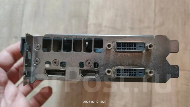 Radeon RX 470 ����