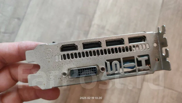 Radeon RX 470 ����