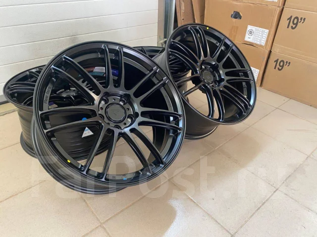 Wheelegend. 8.5x18", 5x114.3, ET38, �� 73,1���. ����