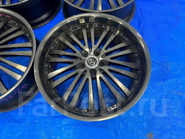 Infiniti. 9.0x22", 5x114.3, ET42, �� 72���. ����