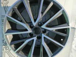 Premium Series KP010. 7.5x18", 5x108, ET36 ����