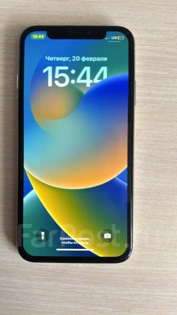 Apple iPhone X. �/�, 64 ��, �����, 4G LTE, NFC ����