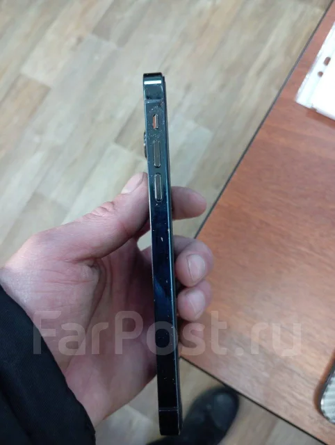Apple iPhone Xr. �/�, 128 ��, 4G LTE ����