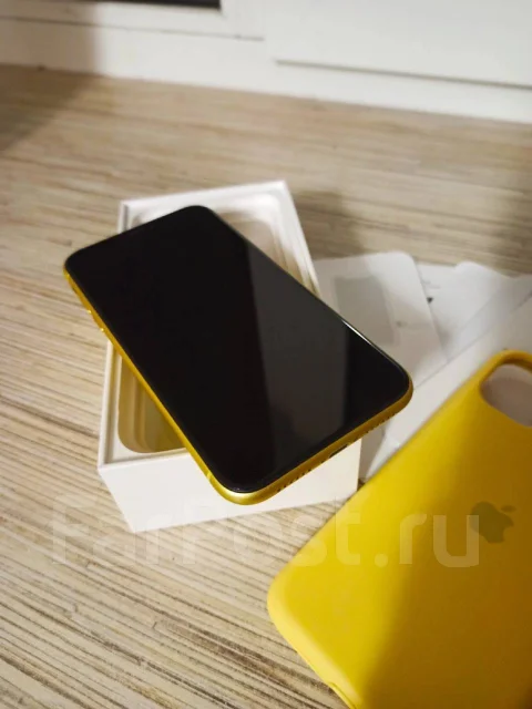 Apple iPhone 11. �/�, 128 ��, ������ ����