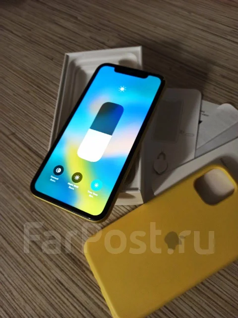 Apple iPhone 11. �/�, 128 ��, ������ ����