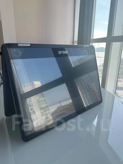 Asus VivoBook Flip 14. ��� 64 �� � ������ ����