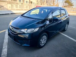 Honda Fit. ��� �������� ����