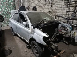 Toyota Platz. SCP11, 1SZFE ����