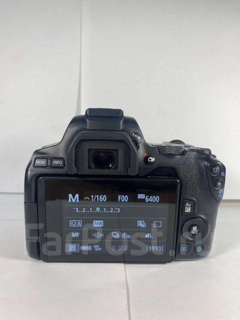 Canon EOS 250D Kit. 20 � ����� ��, ���: 4� ����
