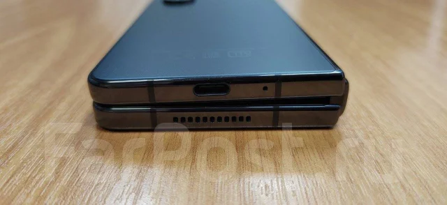 Samsung Galaxy Z Fold4. �/�, 256 ��, ������, 3G, 4G LTE, 5G, Dual-SIM, NFC ����