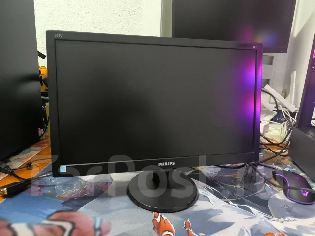 Philips. 20", ���������� �� (LCD, LED, QLED) ����