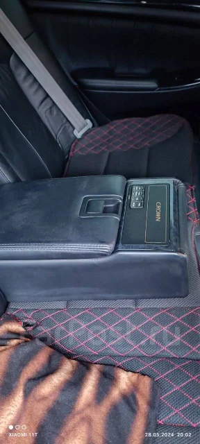 Toyota Crown. �������, 4wd, 3.0 (256��.�.), ������, 260 000����. �� ����