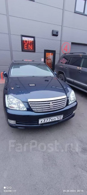 Toyota Crown. �������, 4wd, 3.0 (256��.�.), ������, 260 000����. �� ����