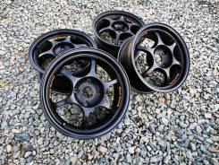 Black Racing. 7.0x16", 4x114.3, ET35 ����