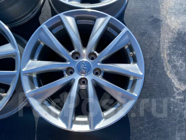Infiniti. 7.5x17", 5x114.3, ET45, �� 66,1���. ����
