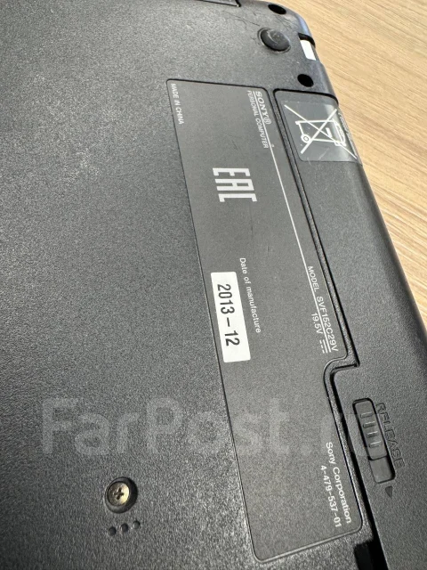Sony VAIO. 15.6", 2����, ��� 4 ��, ���� 512���, WiFi: 1, Bluetooth: 1, ����������� �� 4��. ����