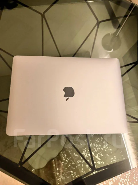 Apple MacBook Pro 13 2020. 13.3", 1,4����, ��� 8 ��, ���� 256���, WiFi: 1, Bluetooth: 1, ����������� �� 9��. ����