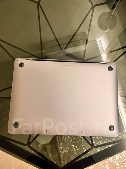 Apple MacBook Pro 13 2020. 13.3", 1,4����, ��� 8 ��, ���� 256���, WiFi: 1, Bluetooth: 1, ����������� �� 9��. ����