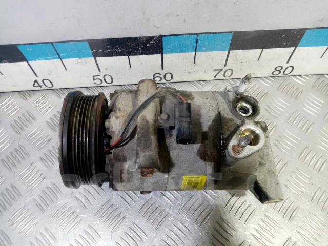 ���������� ������������ [�/�] FORD 1827895 1827895 ����