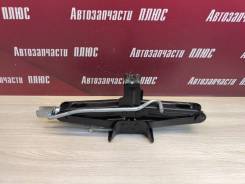  Lada X-Ray Cross 995506680R 
