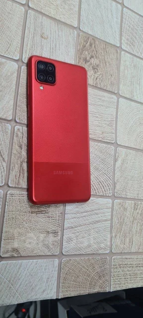 Samsung Galaxy A12. �/�, 32 ��, �������, 4G LTE, Dual-SIM, NFC ����