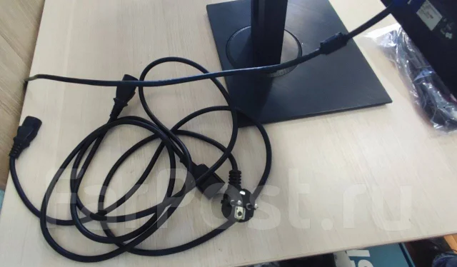 Asus. 23.9", ���������� �� (LCD, LED, QLED) ����