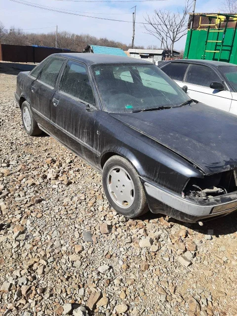 Audi 80. ABK ����