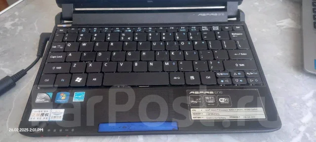 Acer Aspire One. 10.1", 1,7����, ��� 2048 ��, ���� 297���, WiFi: 1, ����������� �� 1��. ����