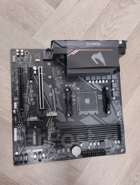 Socket AM4 ����