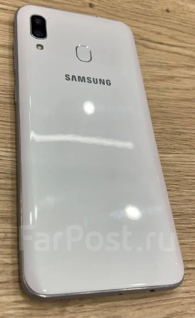 Samsung Galaxy A30. �/�, 32 ��, �����, �����, 3G, 4G LTE, Dual-SIM ����