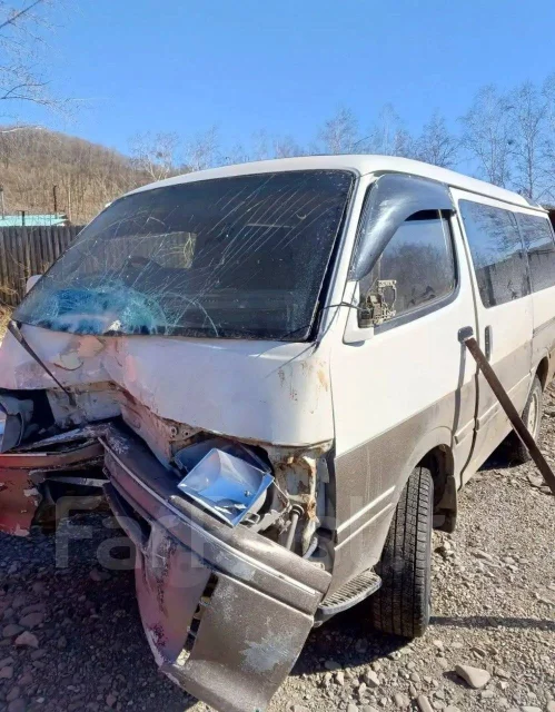 Toyota Hiace. �������, ������, 2.4 (2 446��.�.), ������, 180 000����. �� ����