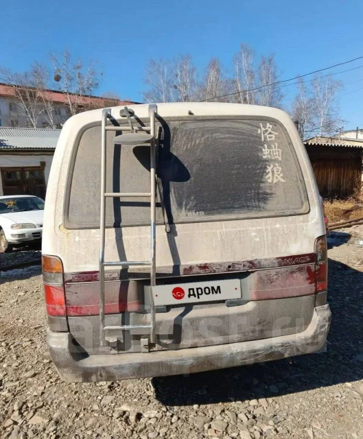 Toyota Hiace. �������, ������, 2.4 (2 446��.�.), ������, 180 000����. �� ����